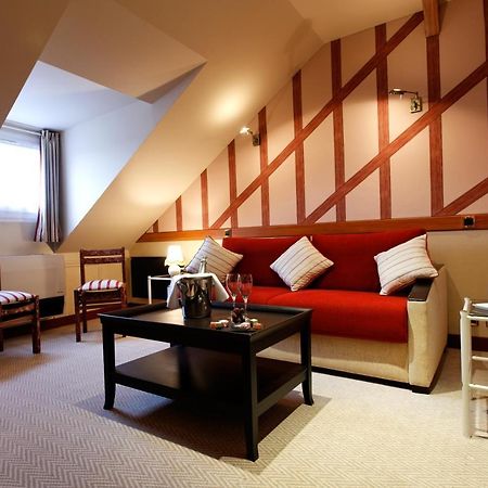 Logis Hotel Restaurant Le Medicis Blois Ngoại thất bức ảnh