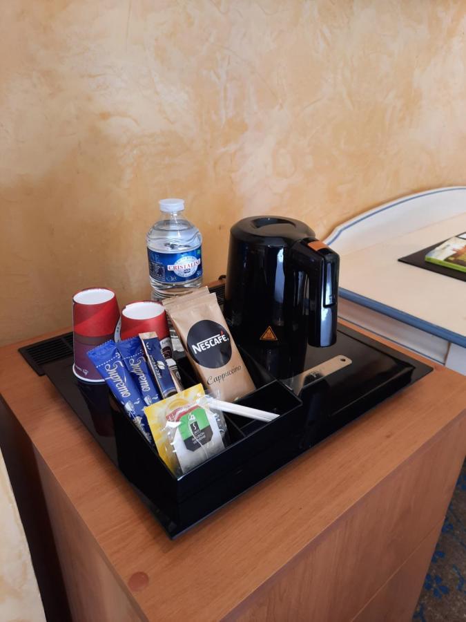 Logis Hotel Restaurant Le Medicis Blois Ngoại thất bức ảnh